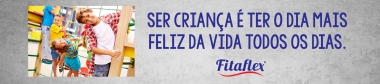 Fitaflex entrega brinquedos para os filhos de funcion�rios