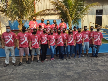 Fitaflex realiza a��o de conscientiza��o do Outubro Rosa